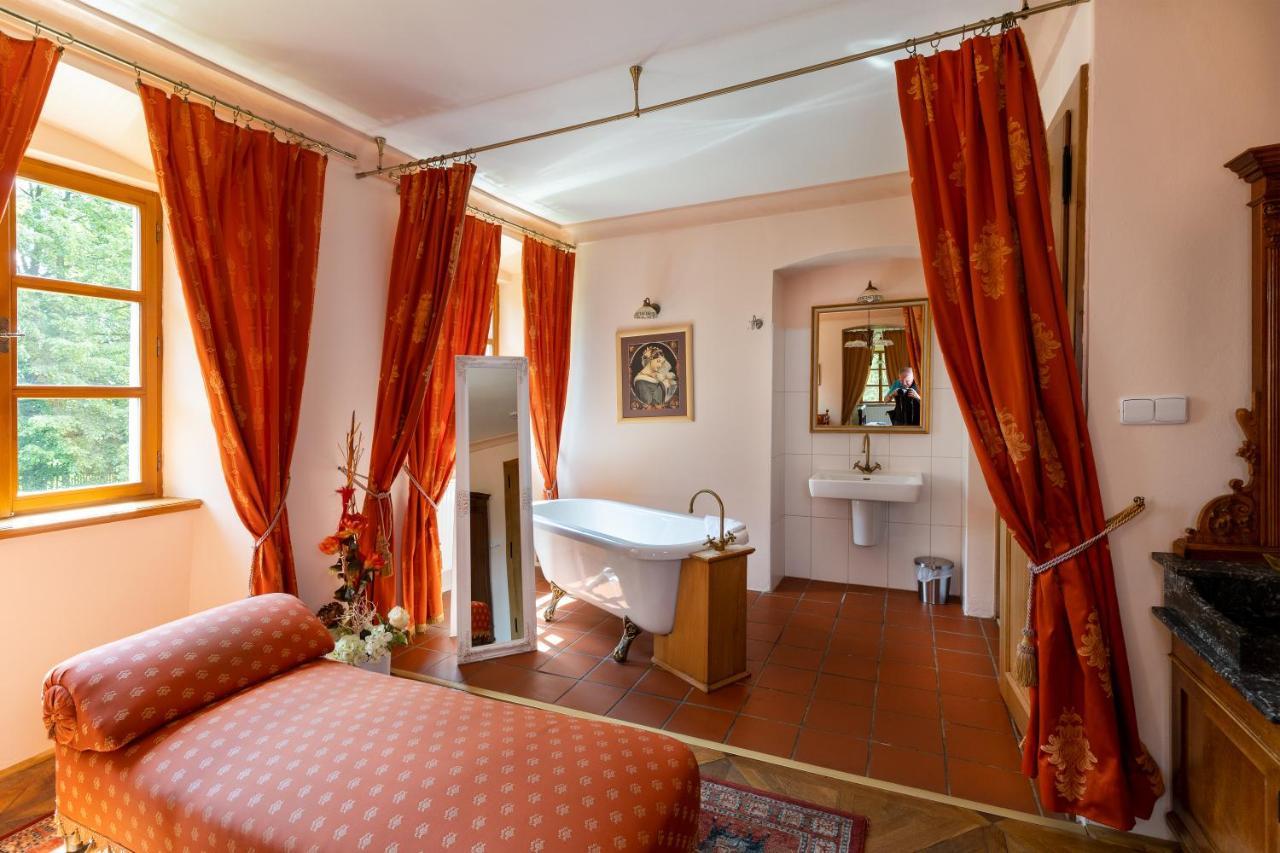 Zamecek Klokocov Hotel Kültér fotó